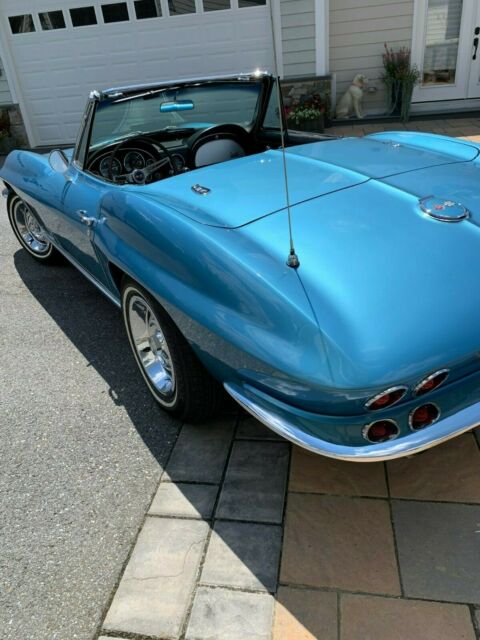 Chevrolet Corvette 1967 image number 21