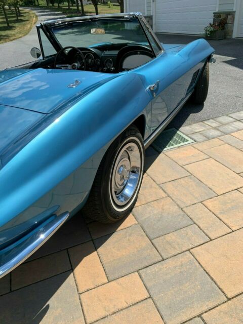 Chevrolet Corvette 1967 image number 22