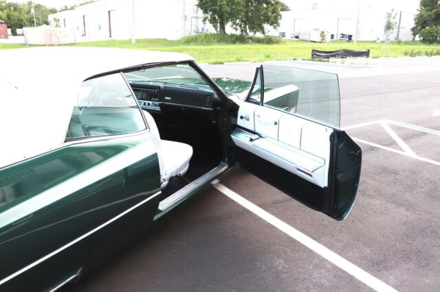 Cadillac DeVille 1967 image number 11