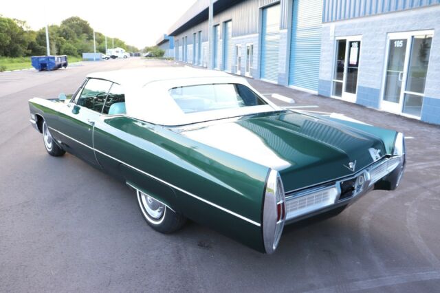 Cadillac DeVille 1967 image number 27