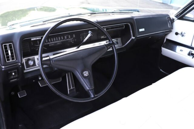 Cadillac DeVille 1967 image number 31