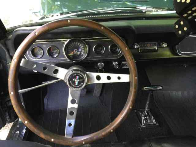 Ford Mustang 1966 image number 26