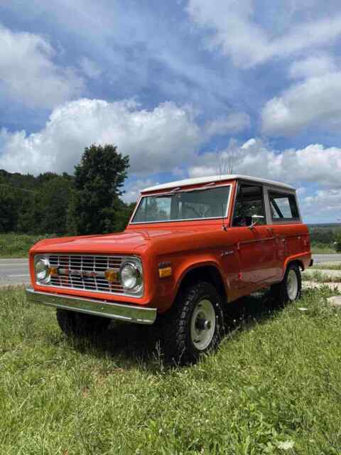 Ford Bronco 1971 image number 1