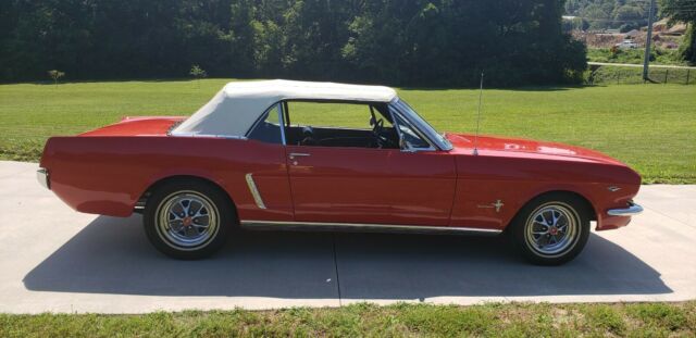 Ford Mustang 1965 image number 35