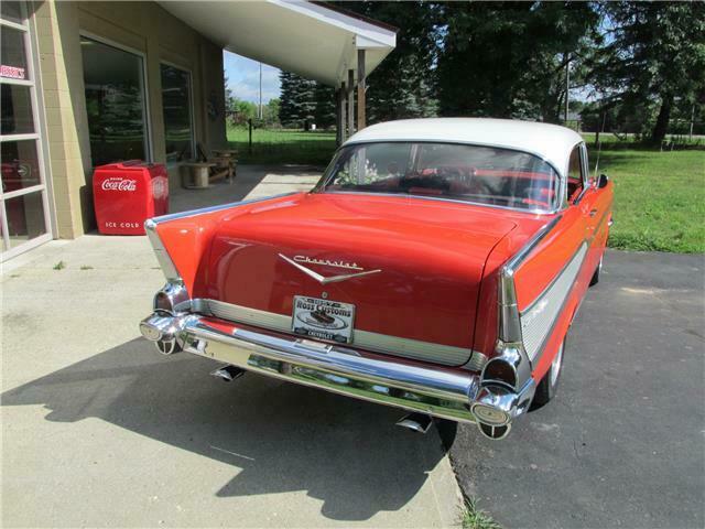 Chevrolet Bel Air/150/210 1957 image number 16