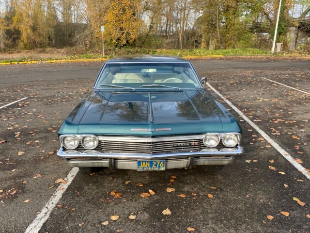 Chevrolet Impala 1965 image number 19