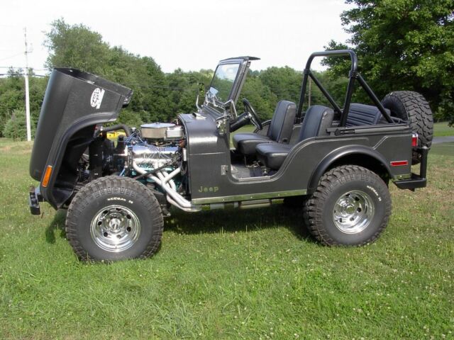 Jeep CJ 1972 image number 0