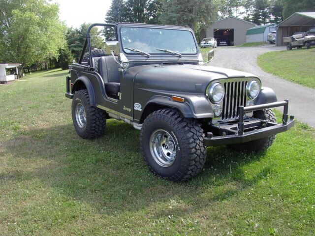 Jeep CJ 1972 image number 19