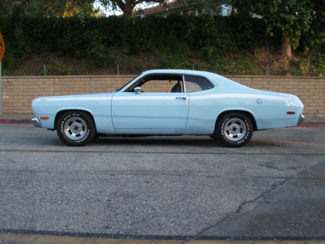 Plymouth Duster 1972 image number 0