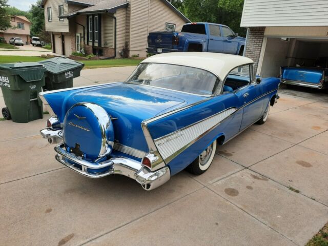 Chevrolet Bel Air/150/210 1957 image number 0