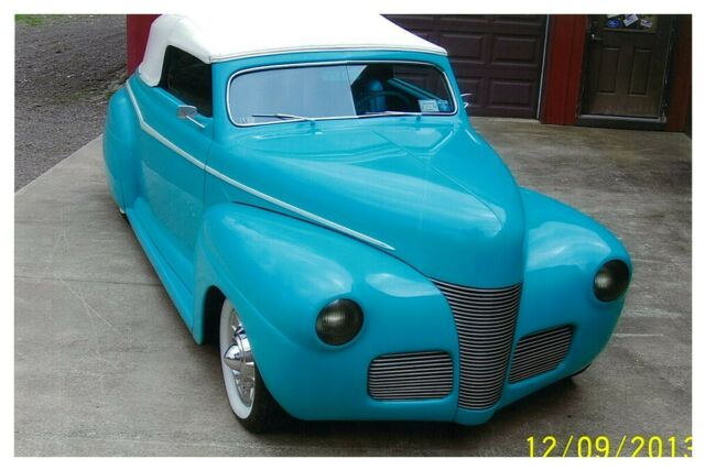 Ford Custom 1941 image number 0