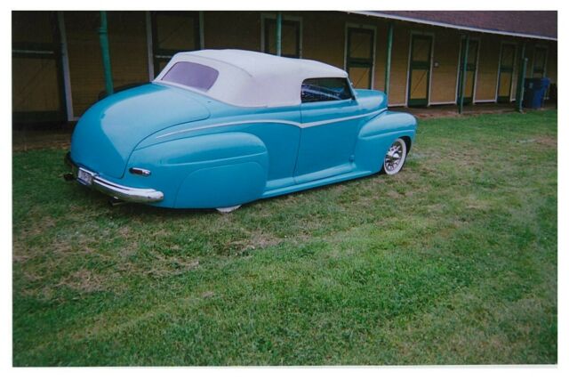 Ford Custom 1941 image number 11