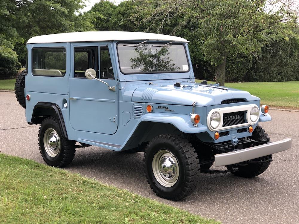 Toyota FJ Cruiser 1969 image number 25