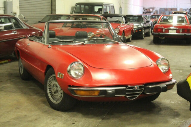 Alfa Romeo Spider 1974 image number 0