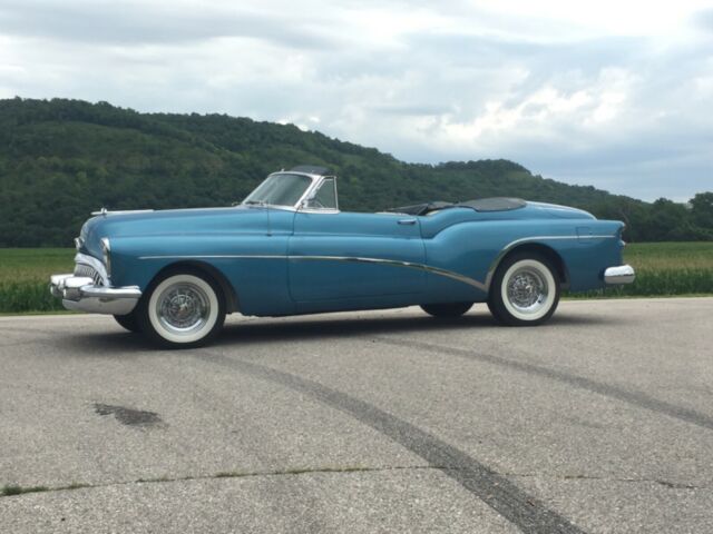 Buick Skylark 1953 image number 1