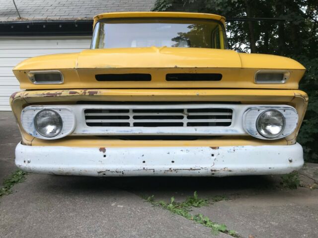 Chevrolet C-10 1962 image number 2