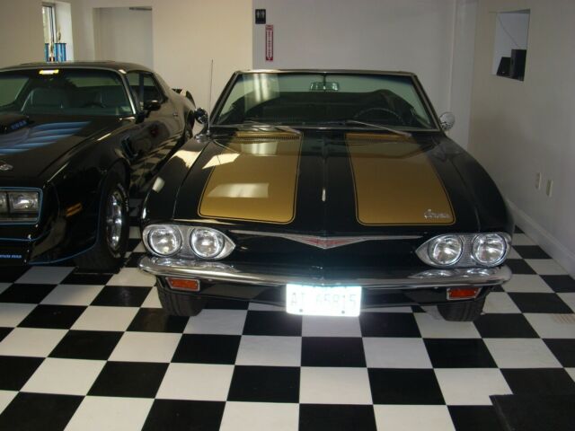 Chevrolet Corvair 1965 image number 0