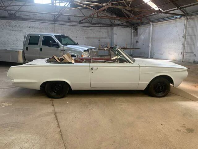 Plymouth Valiant 1963 image number 5