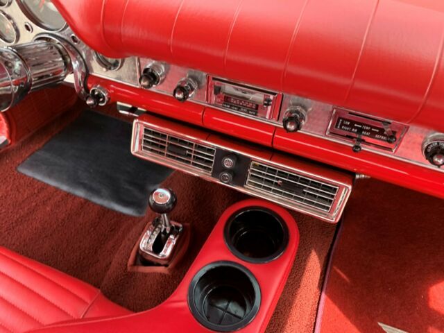 Ford Thunderbird 1957 image number 11