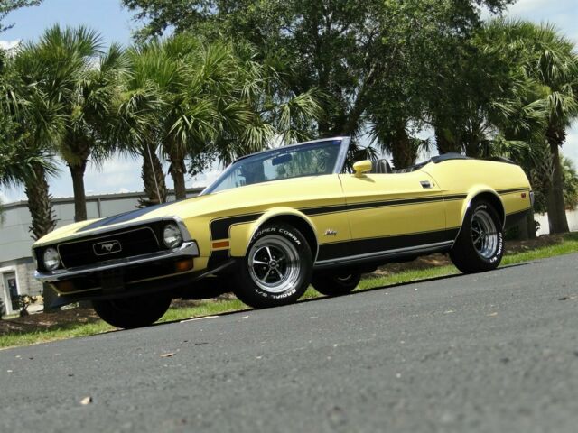 Ford Mustang 1972 image number 0