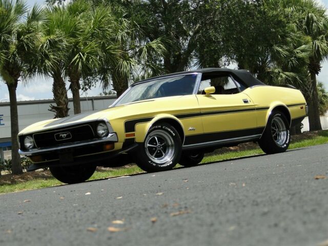 Ford Mustang 1972 image number 1