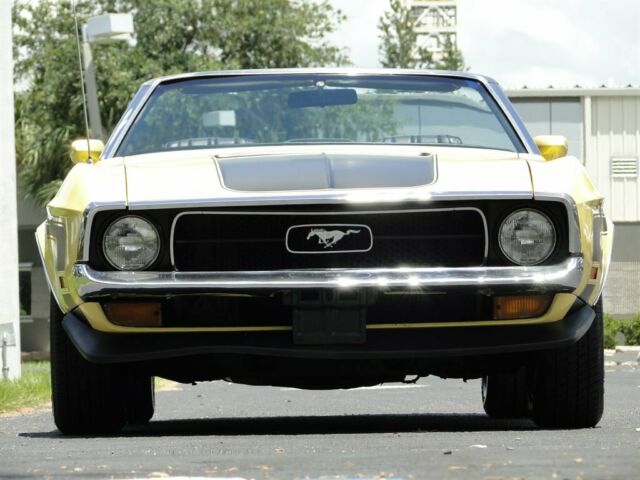 Ford Mustang 1972 image number 14