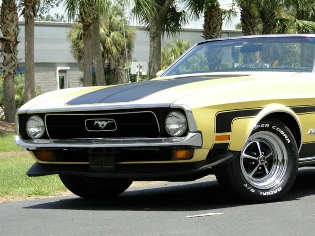 Ford Mustang 1972 image number 28