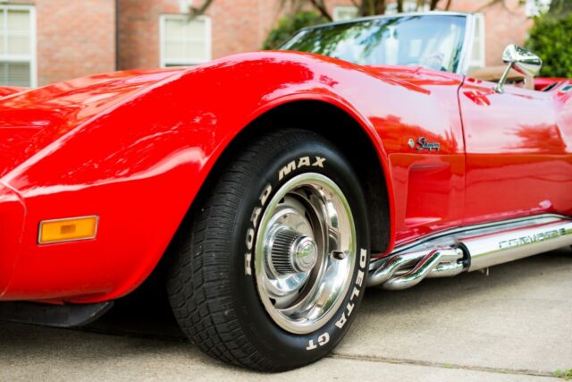 Chevrolet Corvette 1975 image number 29