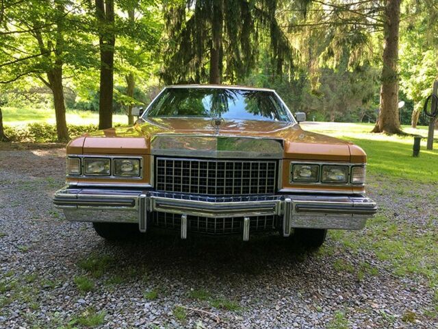 Cadillac DeVille 1976 image number 1