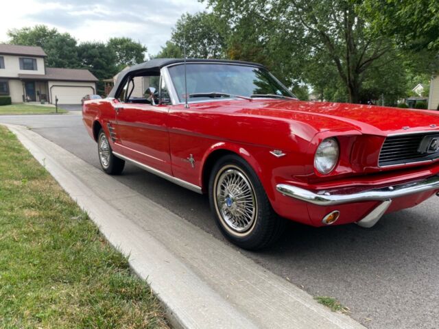 Ford Mustang 1966 image number 12