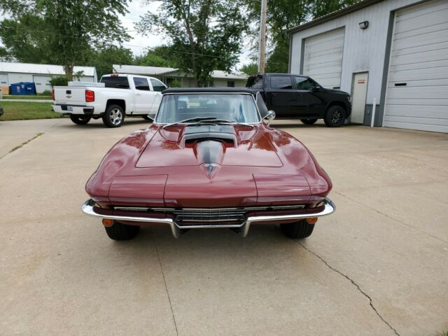 Chevrolet Corvette 1967 image number 1