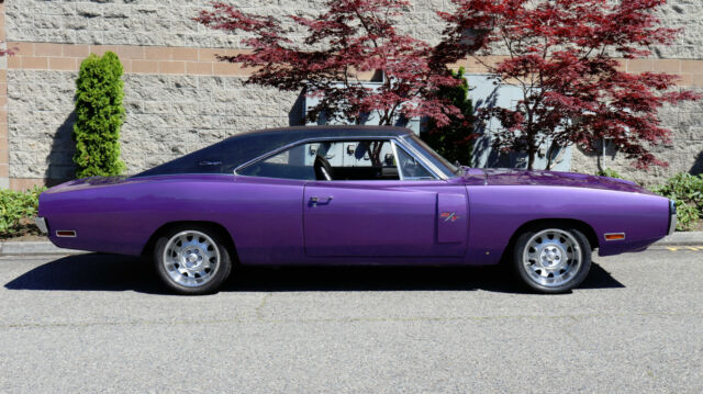 Dodge Charger 1970 image number 27