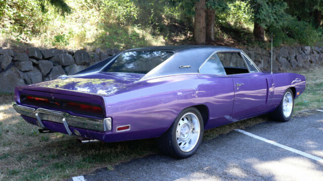 Dodge Charger 1970 image number 28