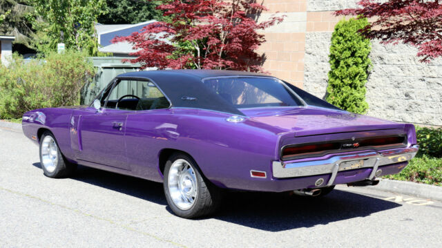 Dodge Charger 1970 image number 30