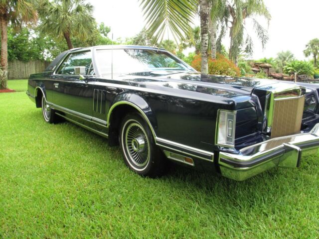 Lincoln Mark Series 1979 image number 0