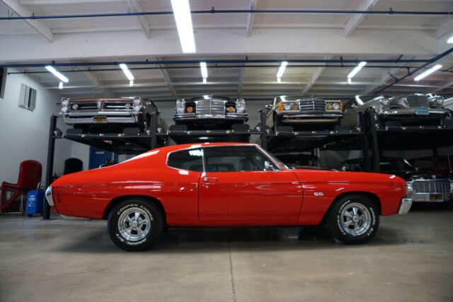 Chevrolet Chevelle 350 V8 2 Door Hardtop 1972 image number 2