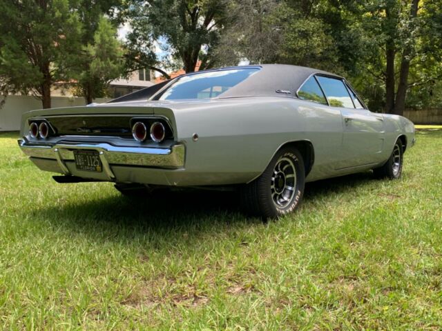 Dodge Charger 1968 image number 30