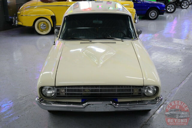 Ford Falcon 1961 image number 28