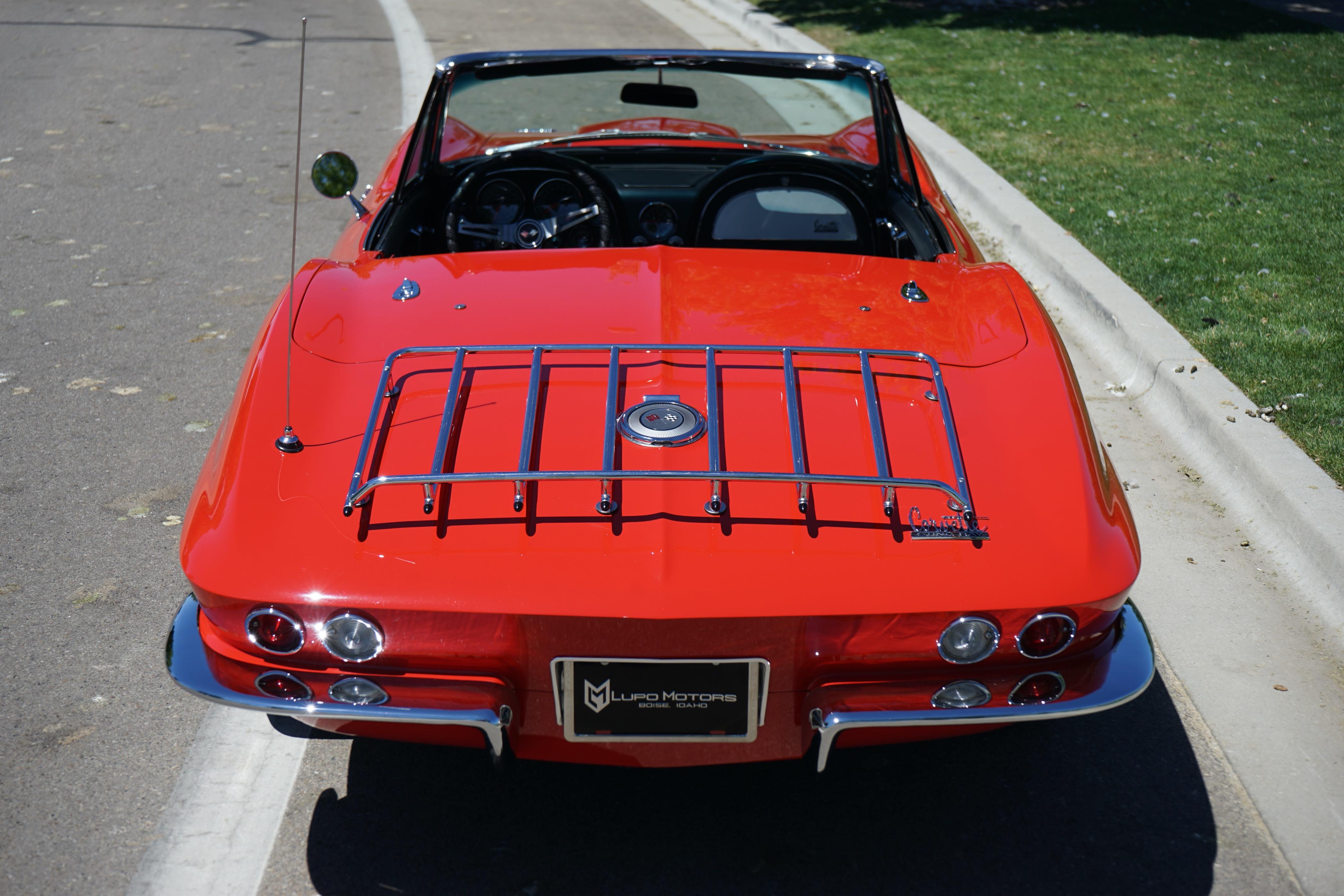 Chevrolet Corvette 1966 image number 10