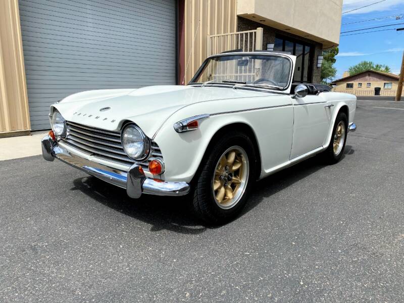 Triumph TR4A 1966 image number 0