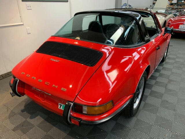 Porsche 911 1971 image number 6