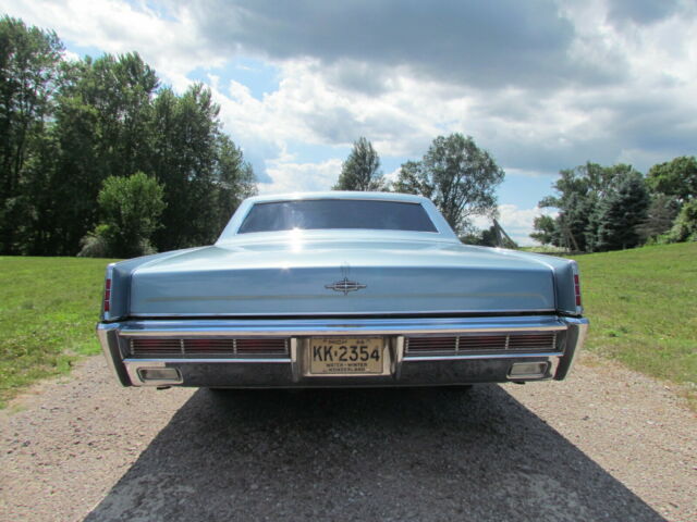 Lincoln Continental 1966 image number 30