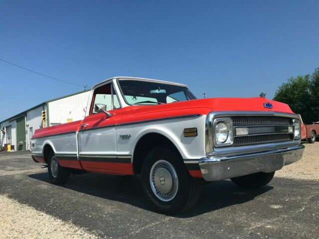 Chevrolet C-10 1970 image number 16