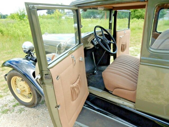 Ford Model A 1931 image number 26