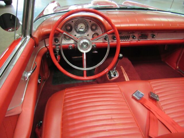 Ford Thunderbird 1957 image number 32