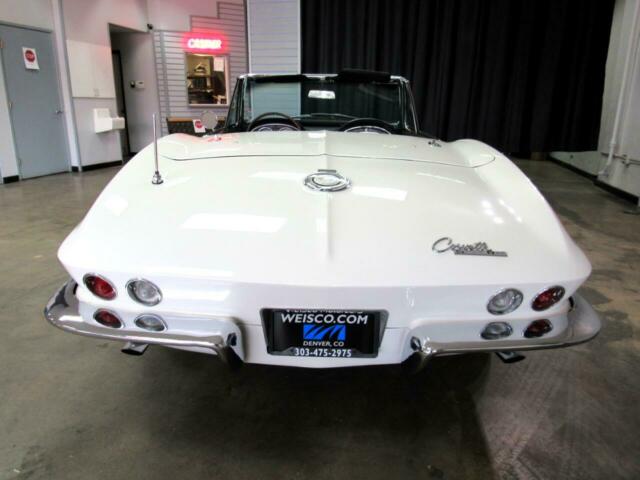 Chevrolet Corvette 1965 image number 19