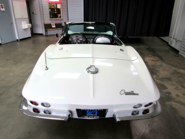 Chevrolet Corvette 1965 image number 20