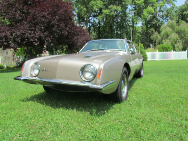 Studebaker Avanti 1964 image number 1