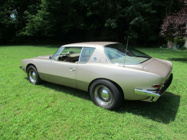 Studebaker Avanti 1964 image number 12