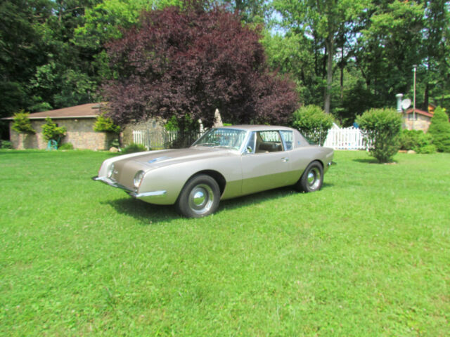 Studebaker Avanti 1964 image number 18